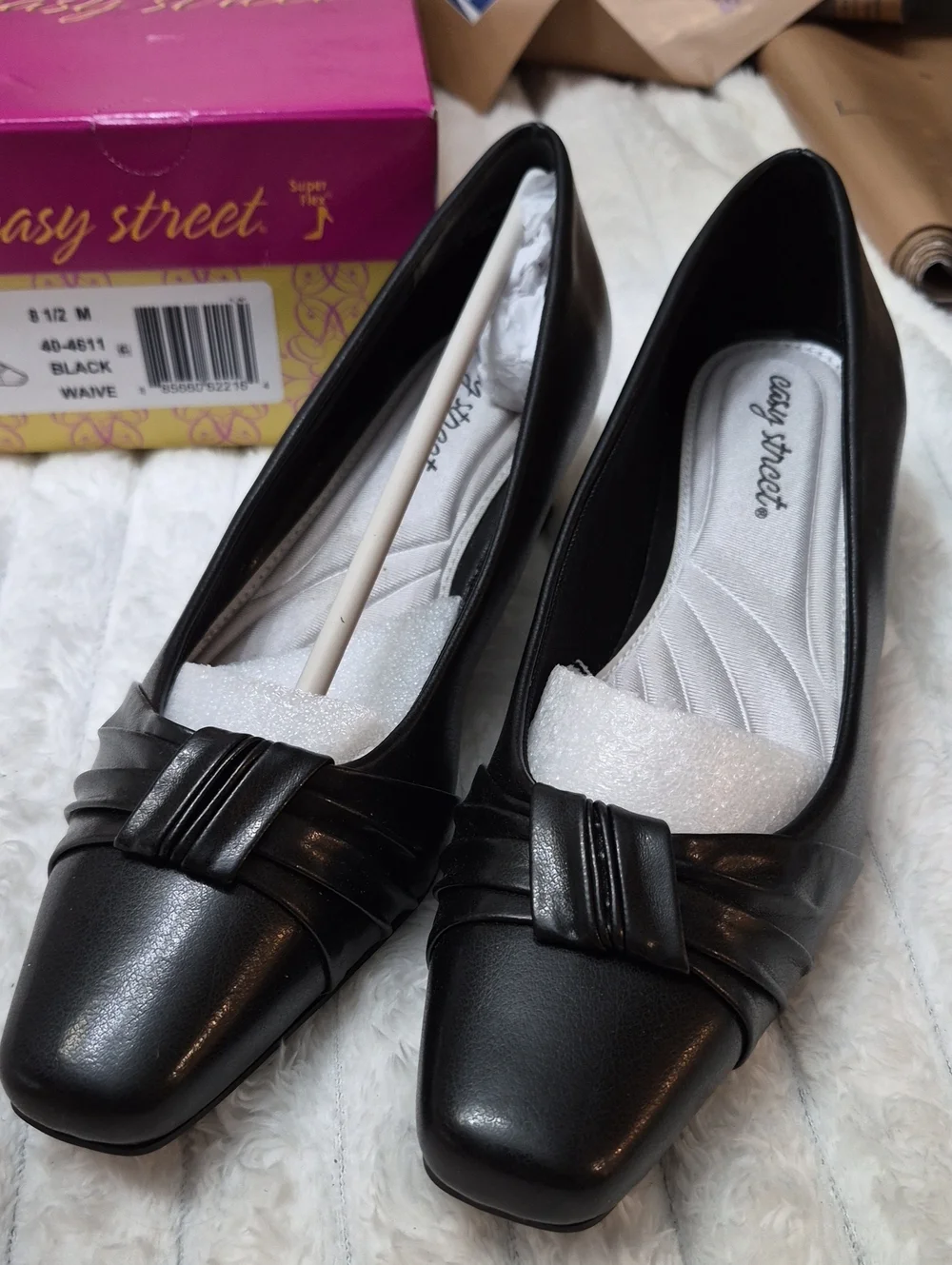 Easy Street Waive Black Pumps Women's Sz 8.5 M New